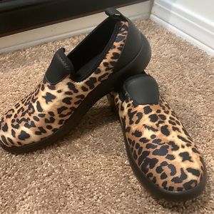 Alegria Eden Healthcare Leopard Shoes Size 38
